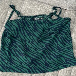 Nasty Gal Green Sleeveless Crop Camisole, Size 4